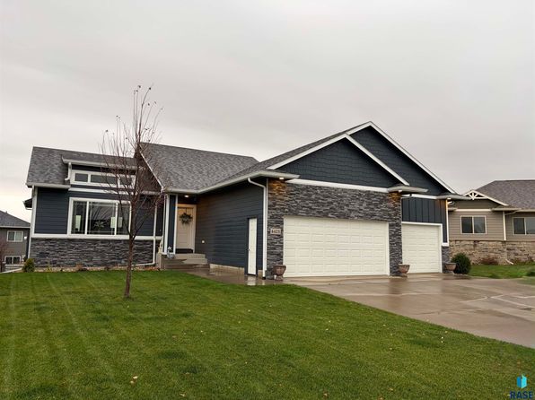 4421 W Delafield Cir