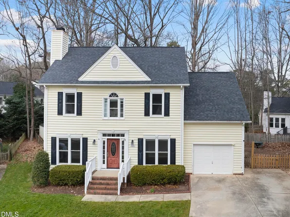 3105 Benton Cir, Raleigh, NC 27615