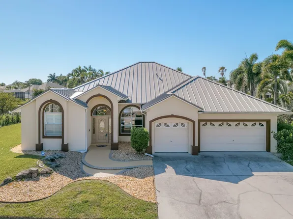 861 Woodbine Dr, Merritt Island, FL 32952
