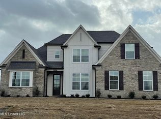 5299 Douglas Dr, Olive Branch, MS 38654