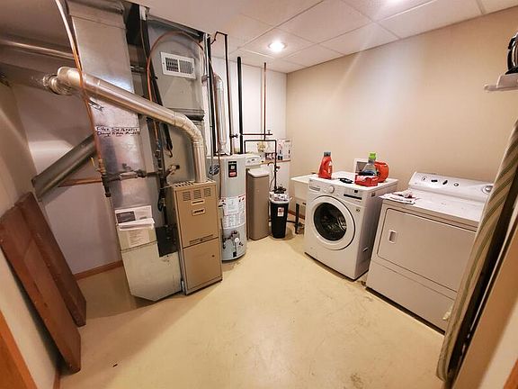 5th image of 924 14th Ln SE #1