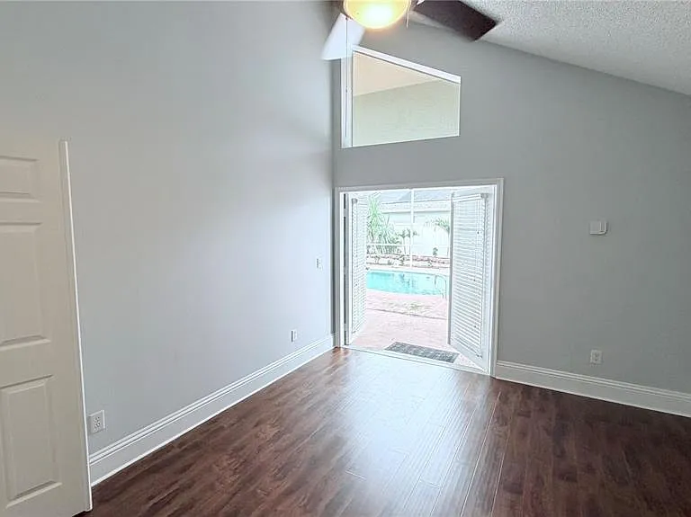 4103 Sparrow Ct — Photo 21