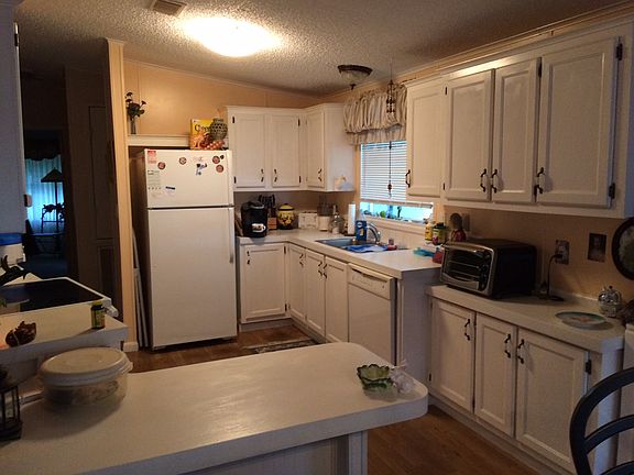 4th image of 10315 Oak Forest Dr