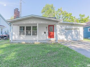 427 N High St, Centralia, IL 62801