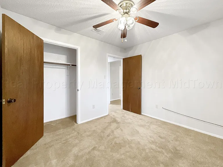 841 S Atkerson Ln — Photo 11