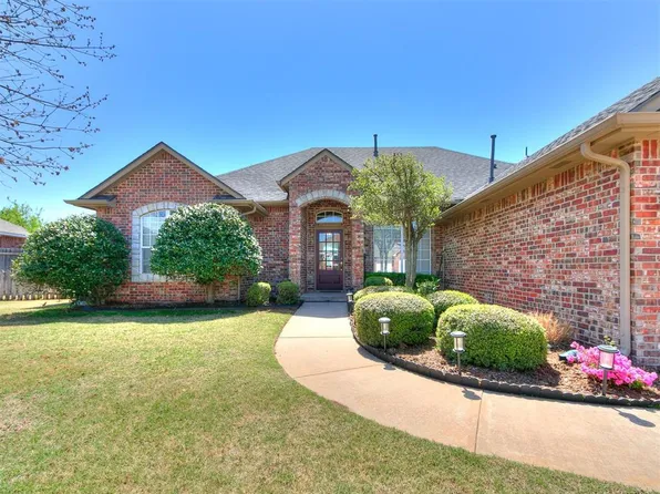 2432 Brenton Dr, Edmond, OK 73012
