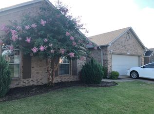 1745 Gardenia, Conway, AR 72034