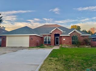 600 Chanticleer Pl, Clovis, NM 88101