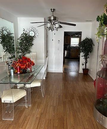 4th image of 1424 Woodlawn Ave