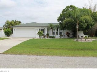 215 SE 9th Ter, Cape Coral, FL 33990