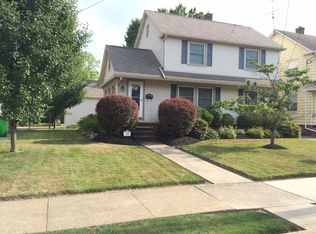 326 Edgewood St SE, North Canton, OH