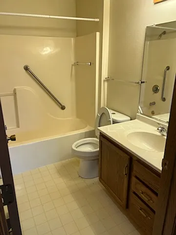1830 8th St S #11 — Photo 3