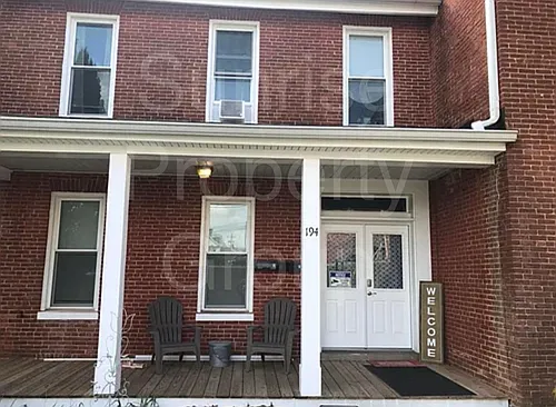 194 E Green St #3 Photo 1
