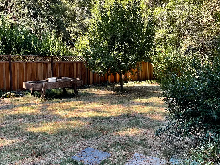10030 Riverside Dr — Photo 19