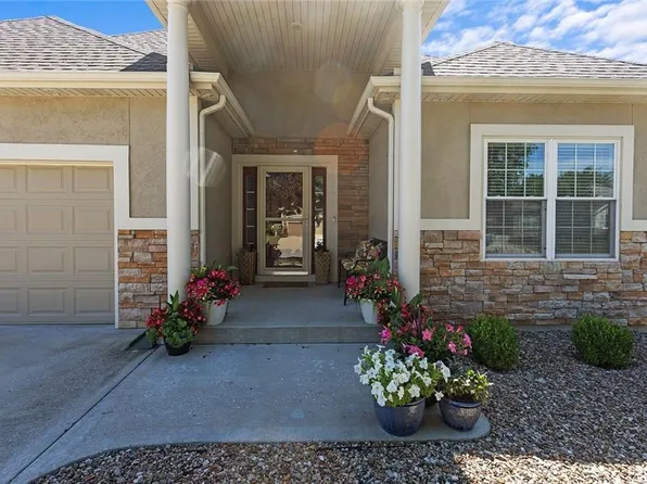 7141 N Quincy Ave, Kansas City, MO 64119