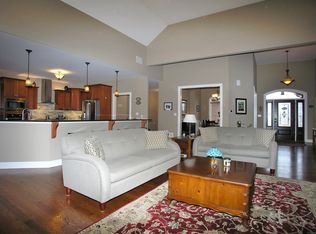 11812 Golden Gate Dr, Mokena, IL 60448