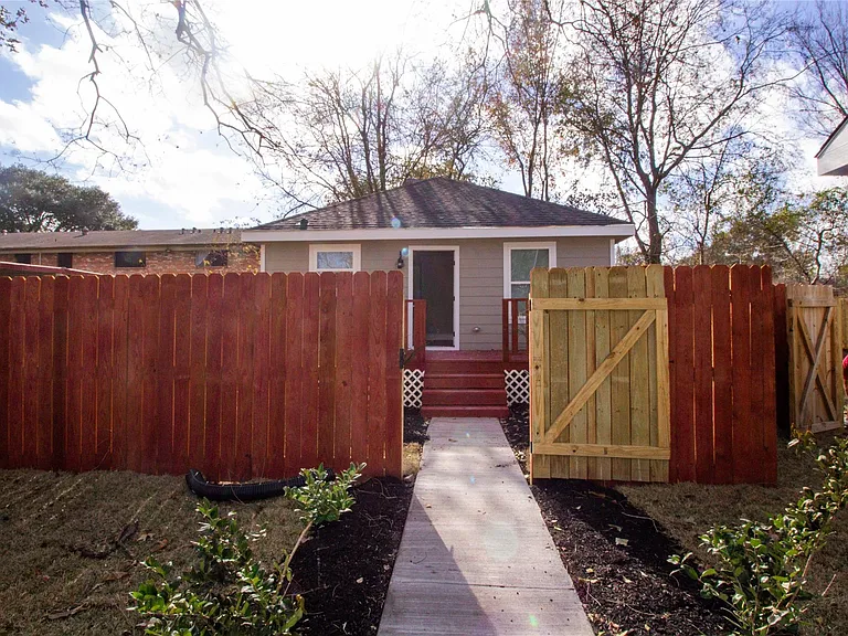 231 Betral St #B — Photo 3