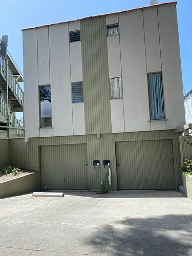 405 N Broadway #B Photo 1