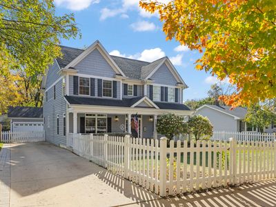 249 Hillside Ave, Glen Ellyn, IL, 60137