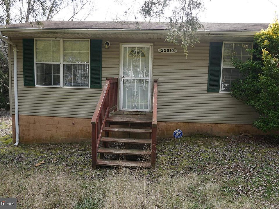 1st image of 22610 Mill Creek Dr