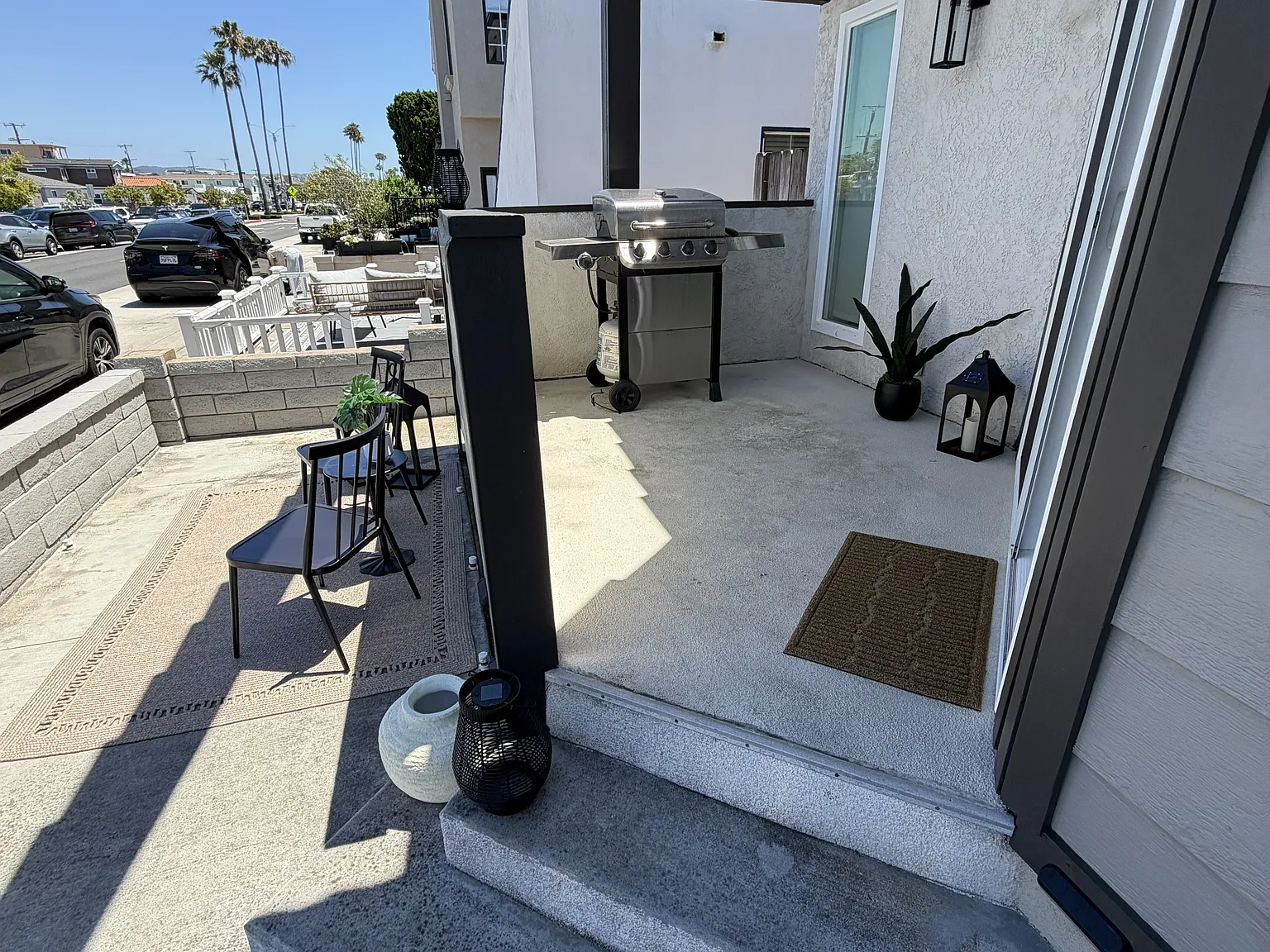 3 bed, 1250 sqft, $1,760 — Photo 2