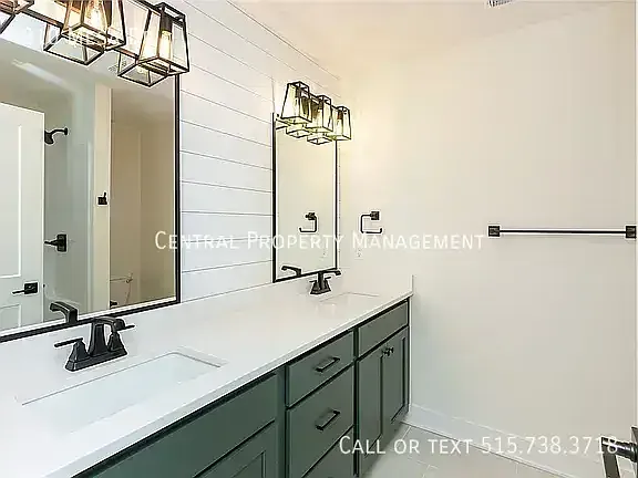 810 Mesa Dr — Photo 11
