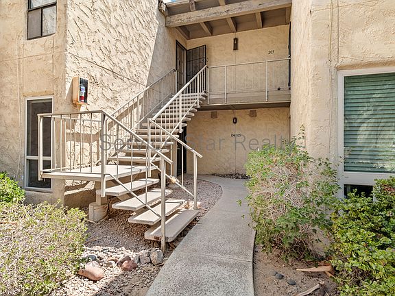 2nd image of 4950 N Miller Rd APT 104