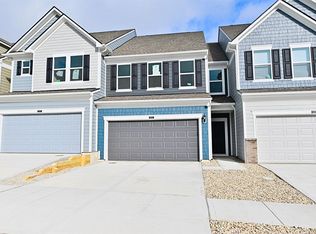 14222 Bay Willow Dr, Fishers, IN 46037