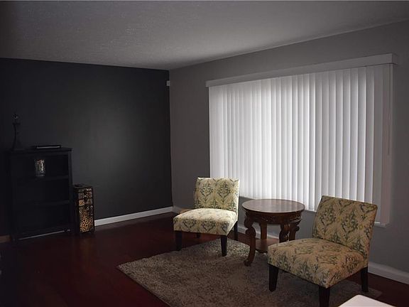 5th image of 306 Saint Lawrence Blvd