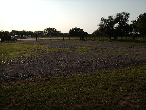 4th image of 19973 Us Hwy 77
