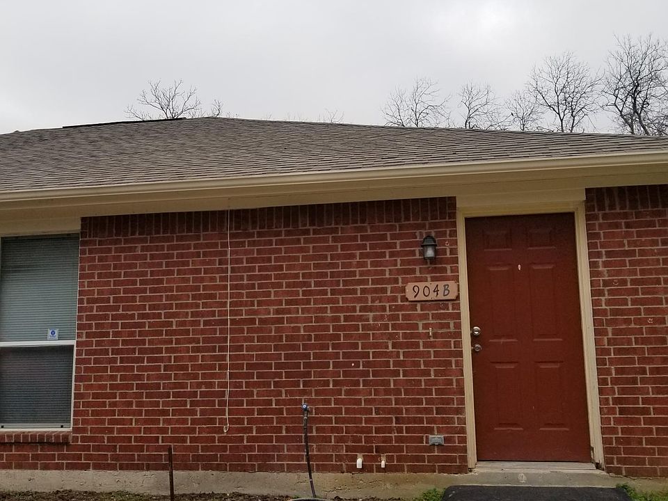 1st image of 904 Naomi Ln Unit B