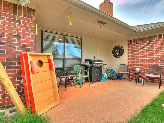 4th image of 16213 Sugar Loaf Dr