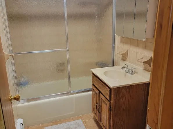 (undisclosed Address), Flushing, NY 11358