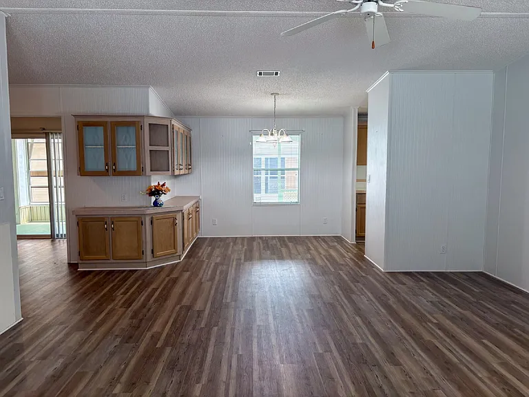 3510 Petticoat Jct — Photo 13