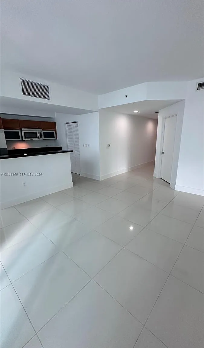 244 Biscayne Blvd — Photo 3