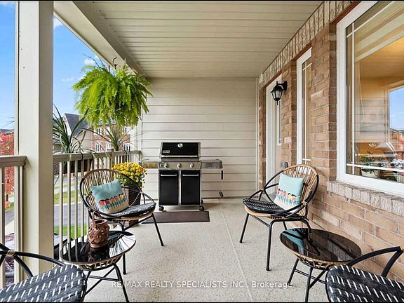 5th image of 1299 Coleman Cres