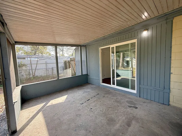 7609 Tacony Dr — Photo 18