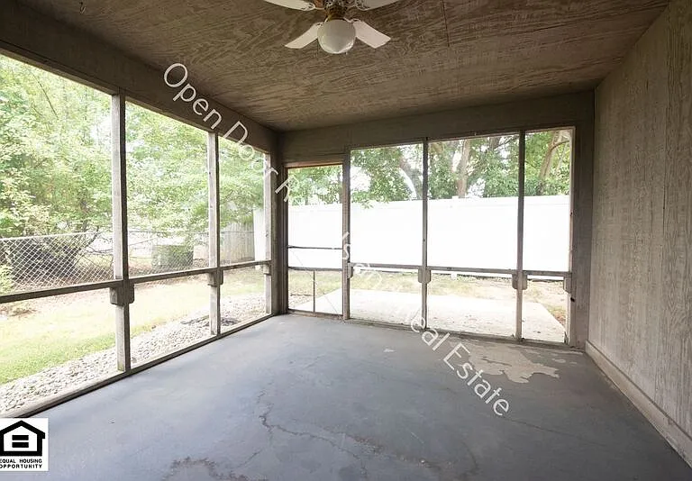 15110 Tally Ho Dr #5 — Photo 20