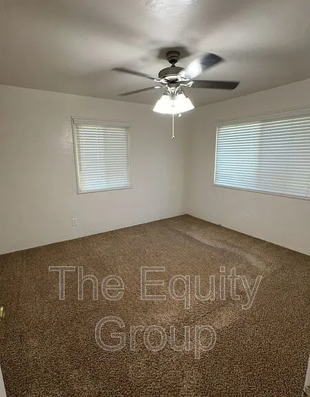 1325 S Crowe St — Photo 12