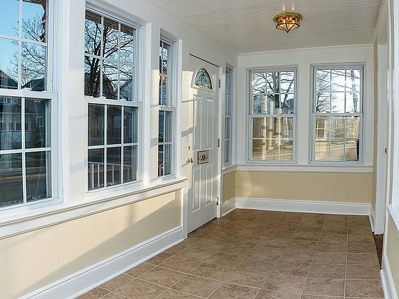 2nd image of 283 Park Ave