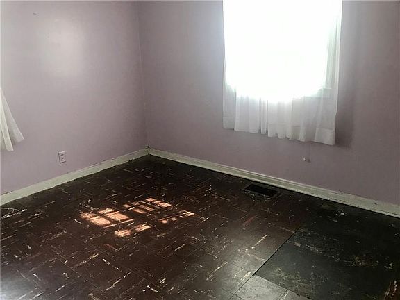 3rd image of 8202 Harrison Dr