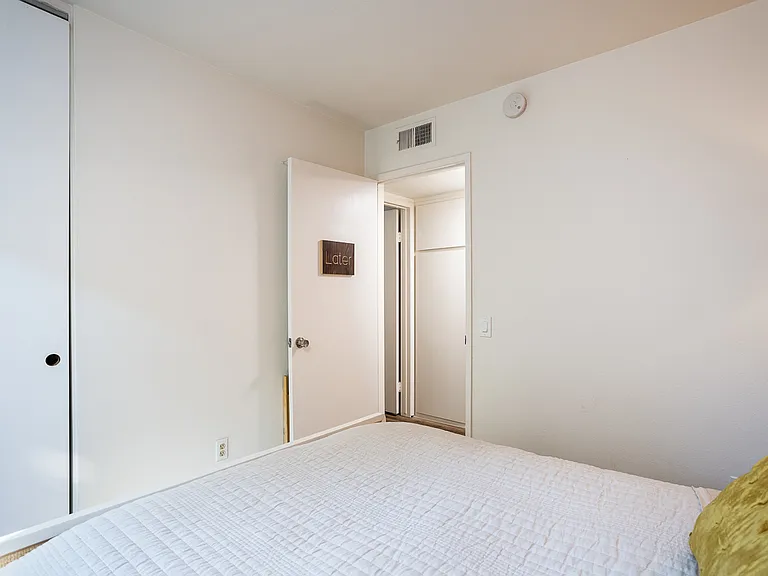 6059 Rancho Mission Rd #106 — Photo 13