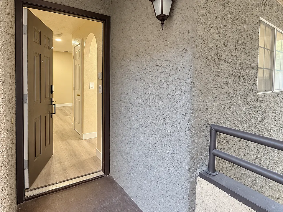 2200 S Fort Apache Rd #2144