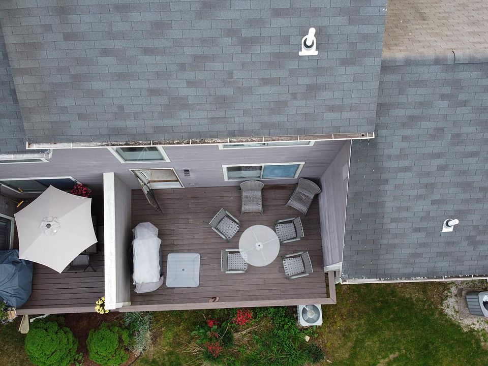 Spacious deck for relaxation