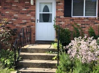 123 Woodland Dr APT B, Uncasville, CT 06382