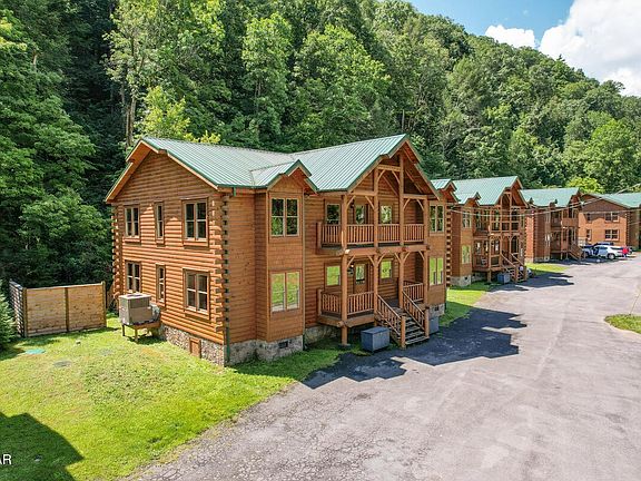 2nd image of 307 Caney Creek Rd