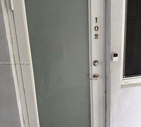 4th image of 2430 NE 135th St APT 102