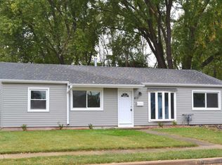 413 Montrose Dr, Romeoville, IL 60446