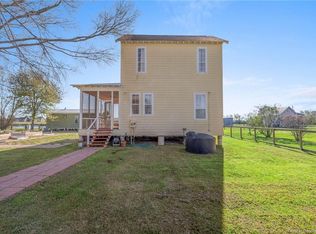 19496 Raoul Rd, Iowa, LA 70647