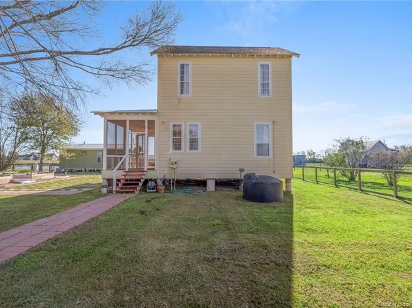 19496 Raoul Rd, Iowa, LA 70647